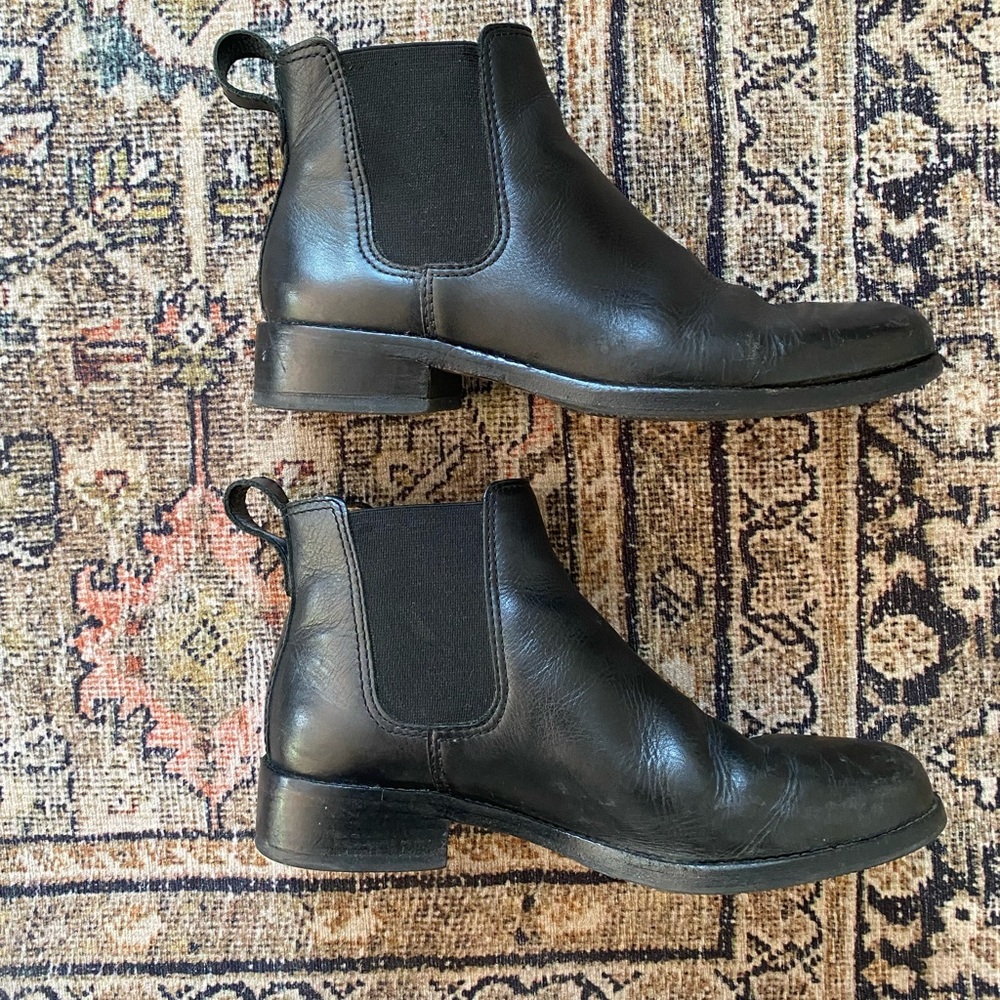 Madewell Ainsley Chelsea Boot size 7